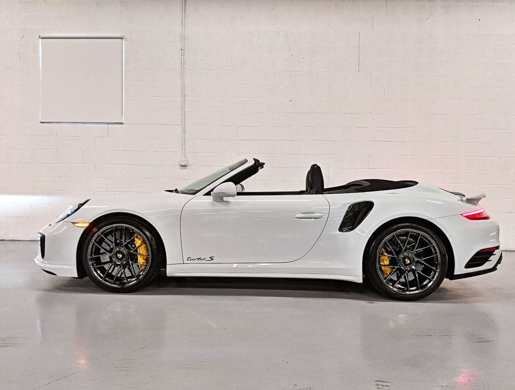 2018 Porsche 911 Turbo S Cabriolet - 22472980 - 3