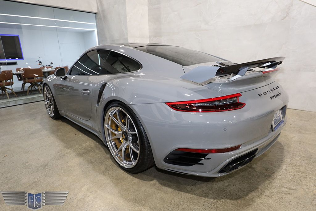 2018 Porsche 911 Turbo S Coupe - 22116353 - 11