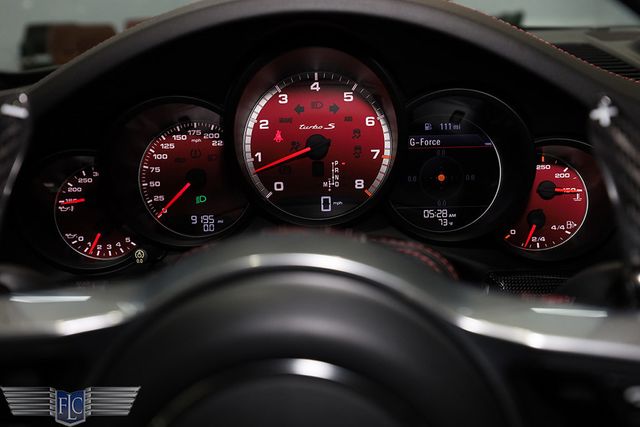 2018 Porsche 911 Turbo S Coupe - 22116353 - 35