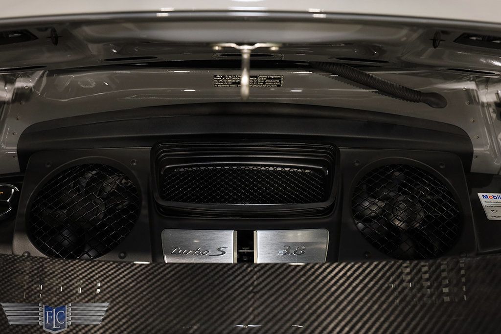 2018 Porsche 911 Turbo S Coupe - 22116353 - 41