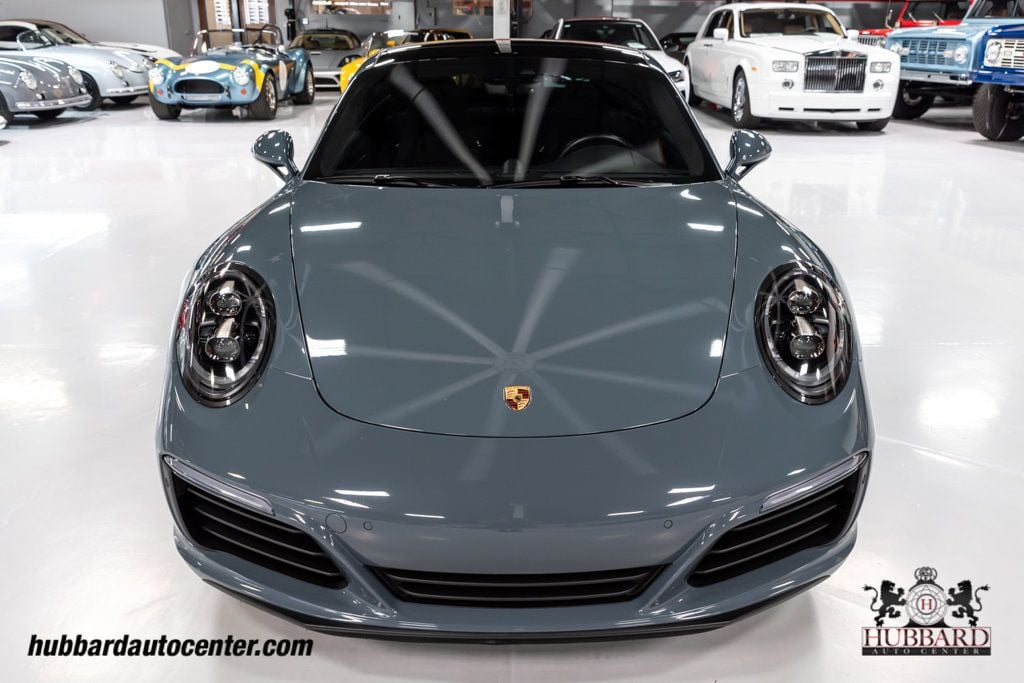 2018 Porsche 911 4S  - 22625850 - 16