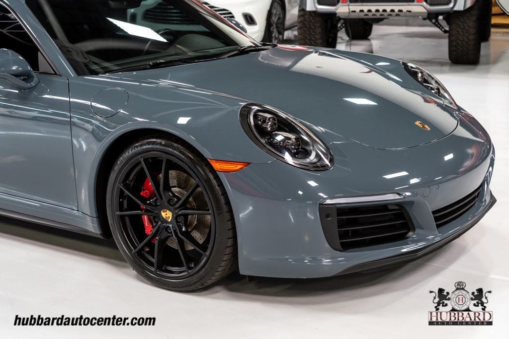 2018 Porsche 911 4S  - 22625850 - 17