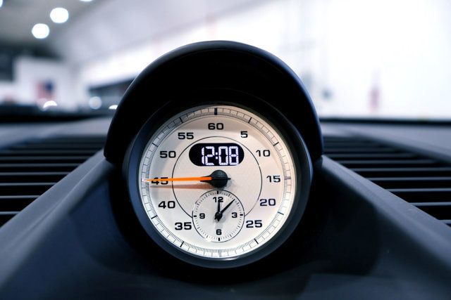 2018 Porsche 911 GT3 CHALK...3,265 Miles...Custom Tailoring - 23025822 - 32