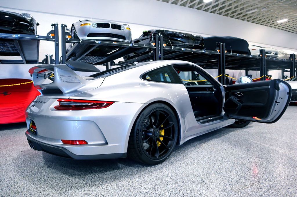 2018 Porsche 911 GT3 PDK * ONLY 8K MILES...PCCB, SPORT SEATS... - 22286767 - 11