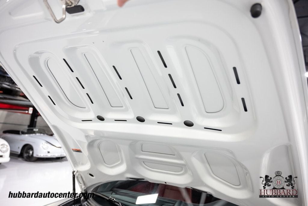 2018 Porsche 911 Turbo  - 23003369 - 99