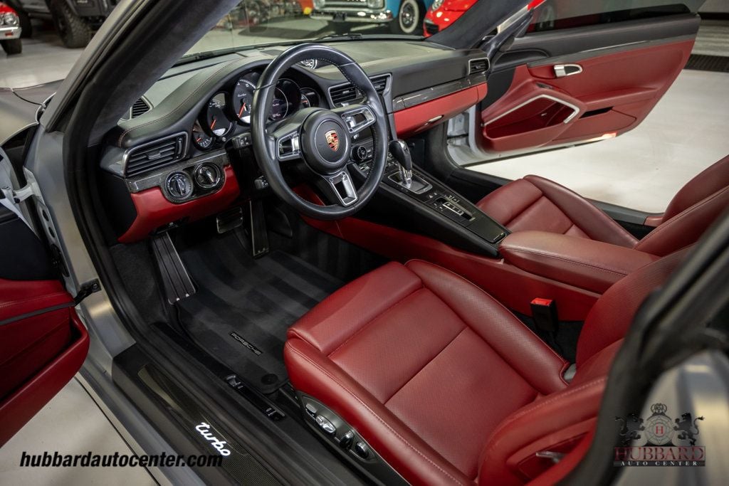 2018 Porsche 911 Turbo  - 23003369 - 16