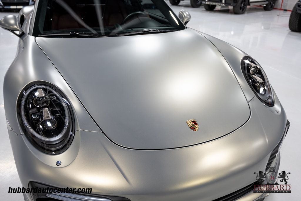 2018 Porsche 911 Turbo  - 23003369 - 30