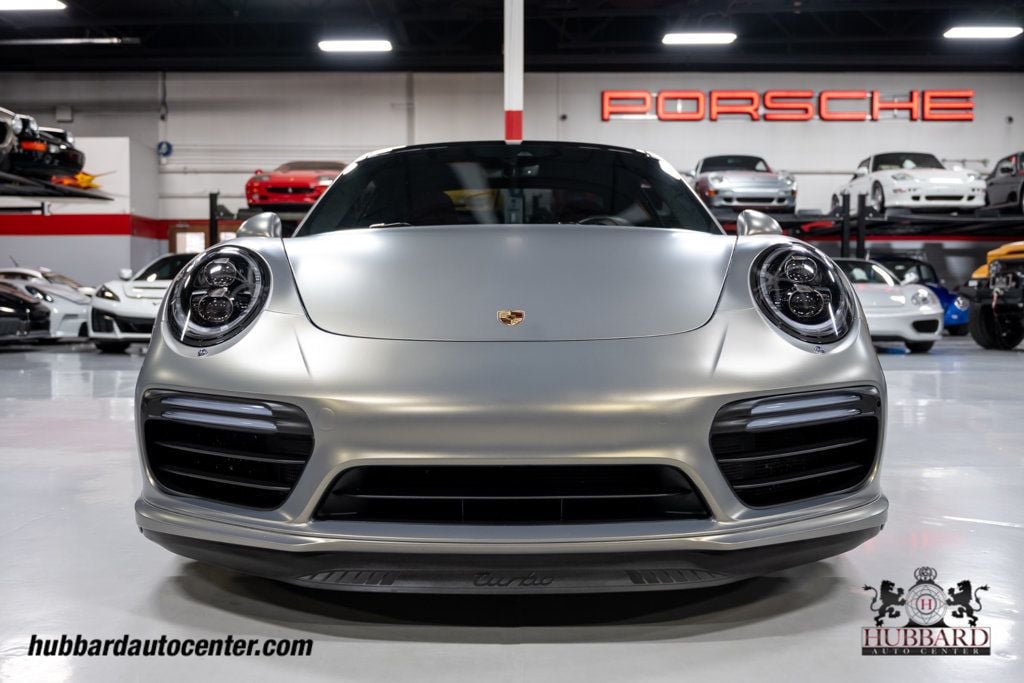 2018 Porsche 911 Turbo  - 23003369 - 32
