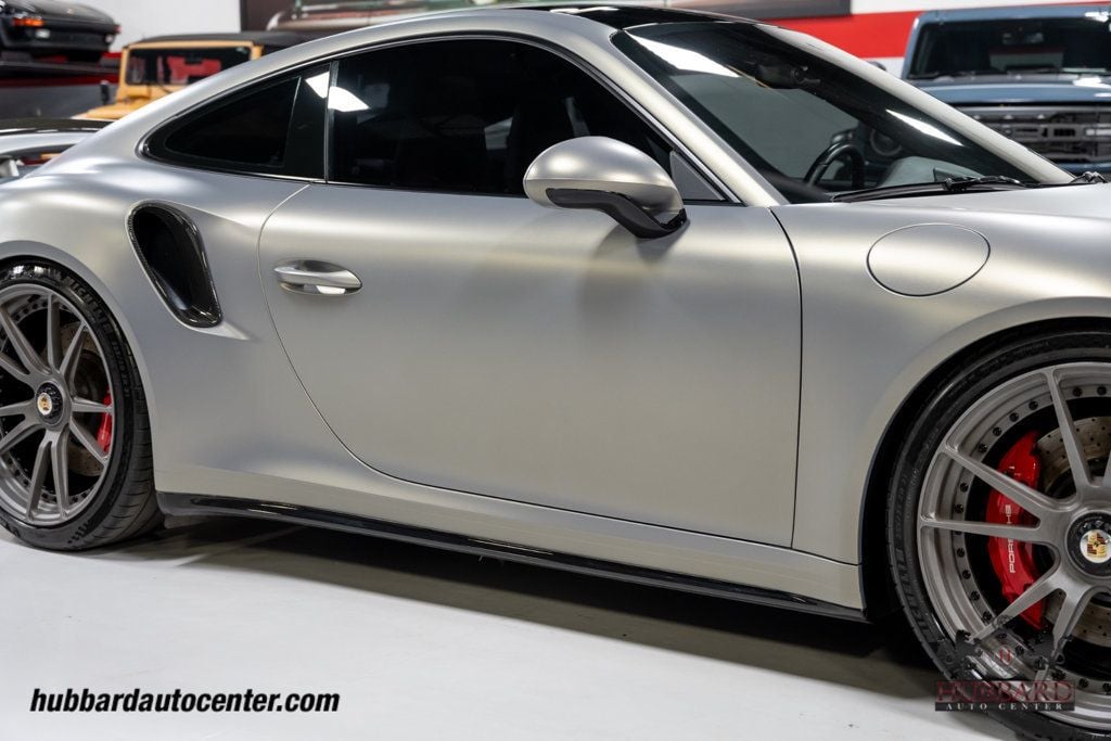 2018 Porsche 911 Turbo  - 23003369 - 38