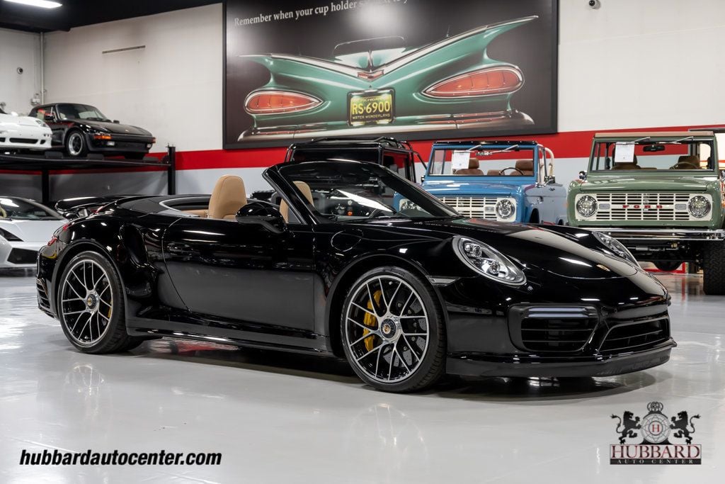 2018 Porsche 911 Turbo S  - 22936820 - 0