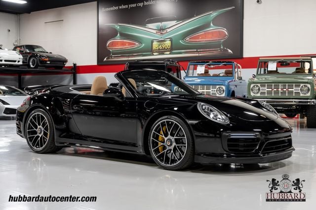 2018 Porsche 911 Turbo S  - 22936820 - 0