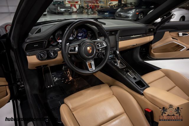 2018 Porsche 911 Turbo S  - 22936820 - 19