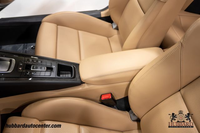 2018 Porsche 911 Turbo S  - 22936820 - 24