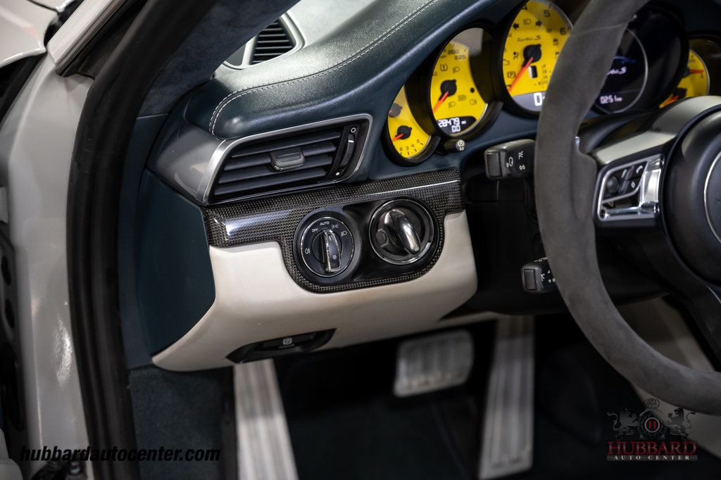 2018 Porsche 911 Turbo S  - 22992493 - 18