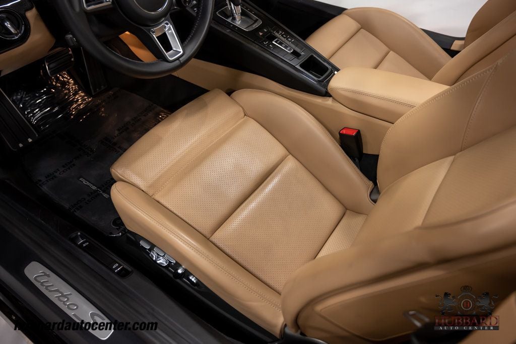2018 Porsche 911 Turbo S Turbo S Cabriolet - 22936820 - 18