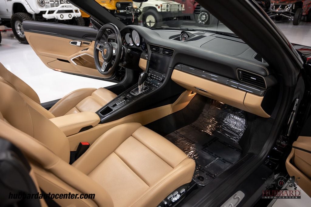 2018 Porsche 911 Turbo S Turbo S Cabriolet - 22936820 - 27