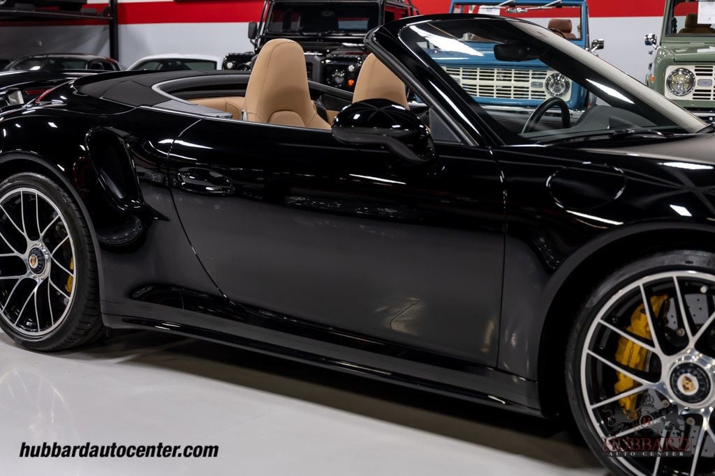 2018 Porsche 911 Turbo S Turbo S Cabriolet - 22936820 - 33