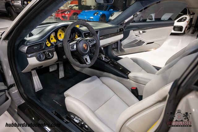 2018 Porsche 911 Turbo S Turbo S Coupe - 22992493 - 16