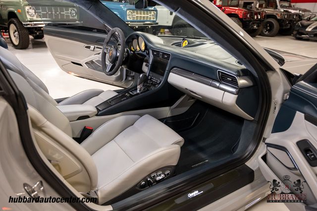 2018 Porsche 911 Turbo S Turbo S Coupe - 22992493 - 24
