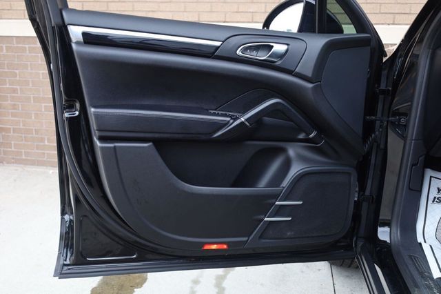 2018 Porsche Cayenne Base - 23053507 - 11