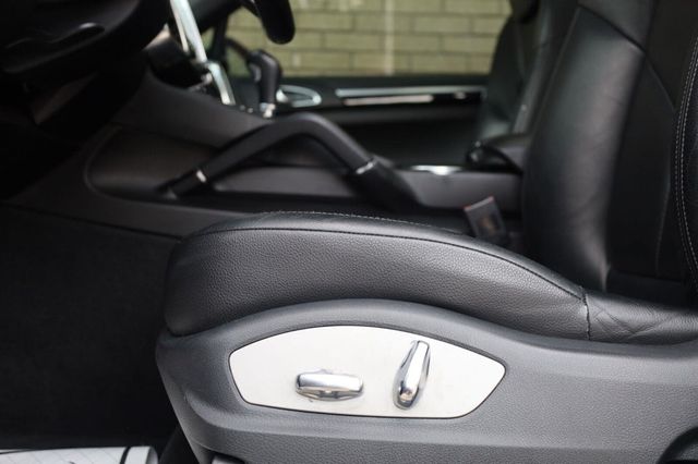 2018 Porsche Cayenne Base - 23053507 - 15
