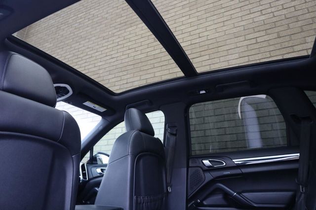 2018 Porsche Cayenne Base - 23053507 - 18