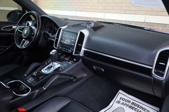 2018 Porsche Cayenne Base - 23053507 - 28