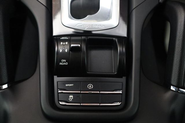 2018 Porsche Cayenne Base - 23053507 - 40