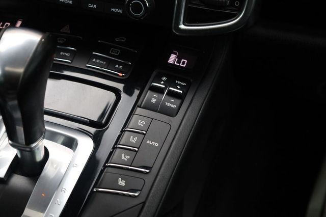 2018 Porsche Cayenne Base - 23053507 - 43