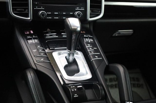 2018 Porsche Cayenne Base - 23053507 - 44