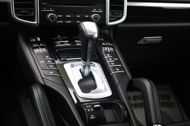 2018 Porsche Cayenne Base - 23053507 - 47