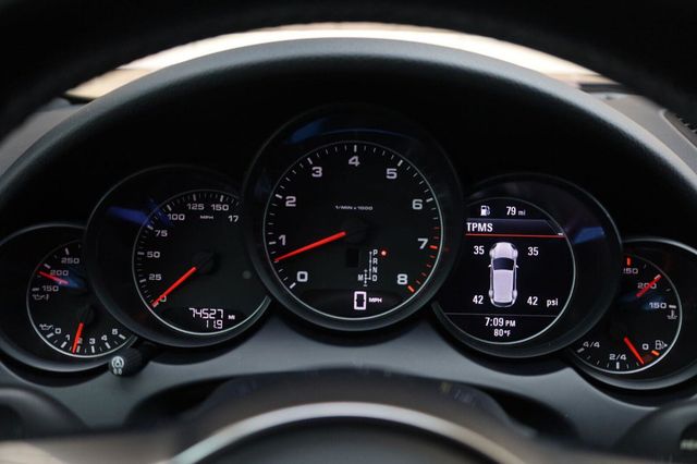 2018 Porsche Cayenne Base - 23053507 - 48