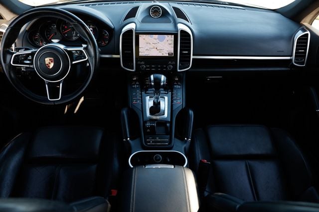 2018 Porsche Cayenne Platinum Edition - 22978550 - 1