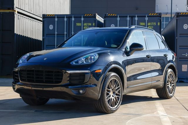 2018 Porsche Cayenne Platinum Edition - 22978550 - 3