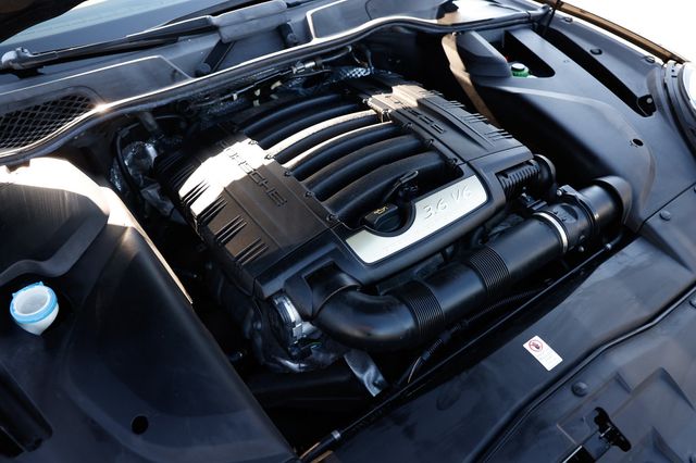 2018 Porsche Cayenne Platinum Edition - 22978550 - 55