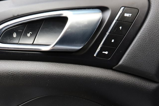 2018 Porsche Cayenne Platinum Edition - 22898235 - 25