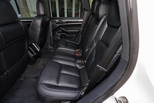 2018 Porsche Cayenne Platinum Edition - 22898235 - 27