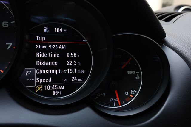 2018 Porsche Cayenne Platinum Edition - 22898235 - 54