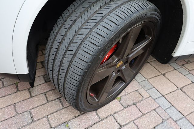 2018 Porsche Cayenne Platinum Edition - 22898235 - 61