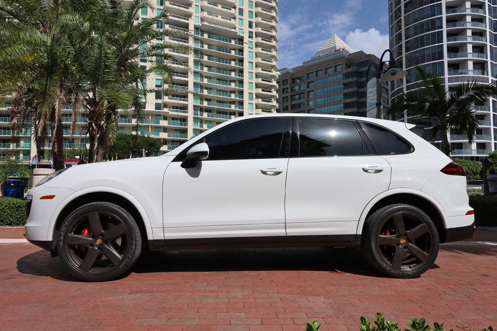 2018 Porsche Cayenne Platinum Edition photo 55