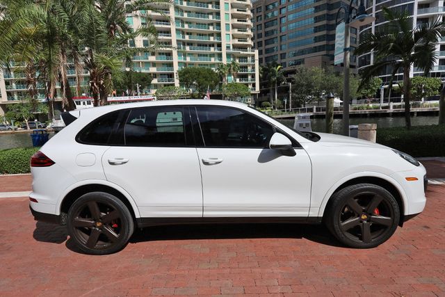 2018 Porsche Cayenne Platinum Edition - 22898235 - 71