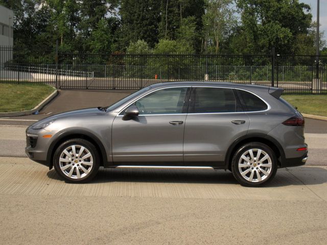 2018 Porsche Cayenne S - 23057605 - 5