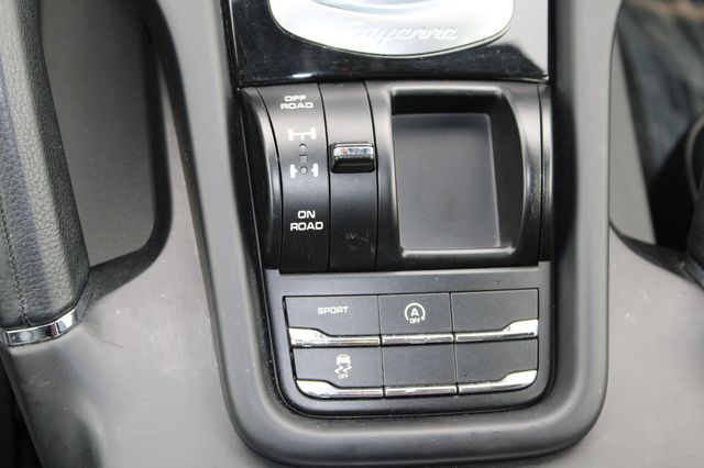 2018 Porsche Cayenne S - 22841743 - 15