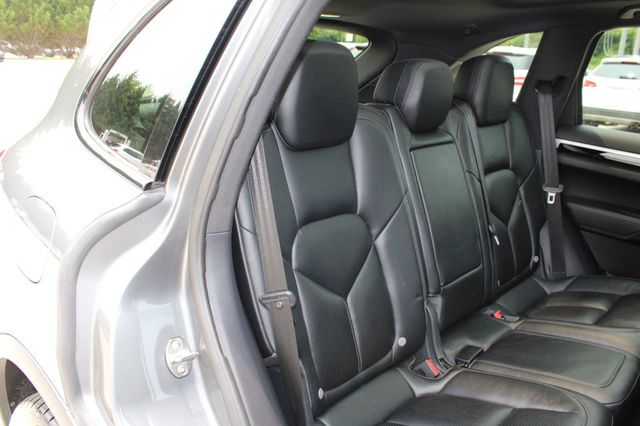 2018 Porsche Cayenne S - 22841743 - 37