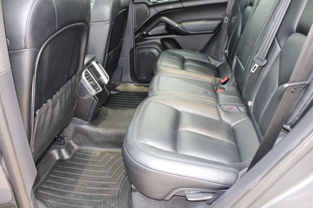 2018 Porsche Cayenne S - 22841743 - 39