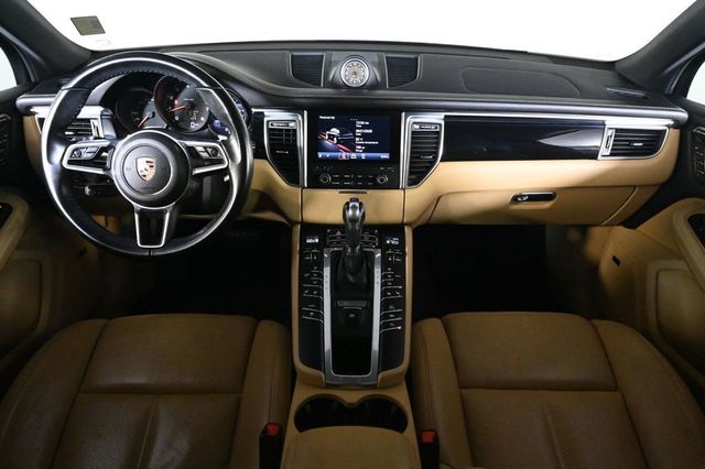 2018 Porsche Macan   - 23028543 - 10