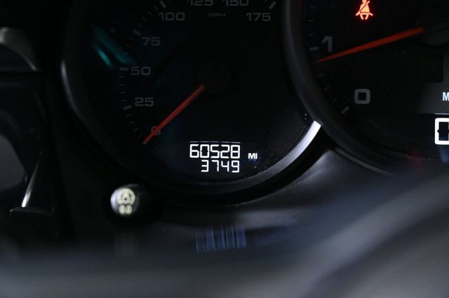 2018 Porsche Macan   - 23028543 - 13