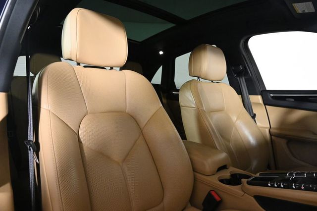 2018 Porsche Macan   - 23028543 - 17