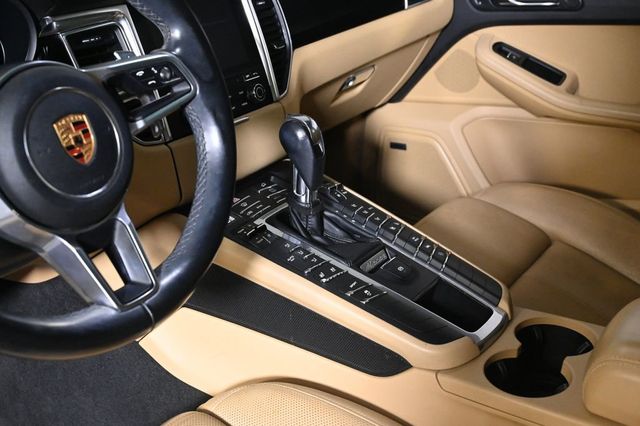 2018 Porsche Macan   - 23028543 - 20
