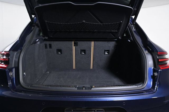 2018 Porsche Macan   - 23028543 - 25